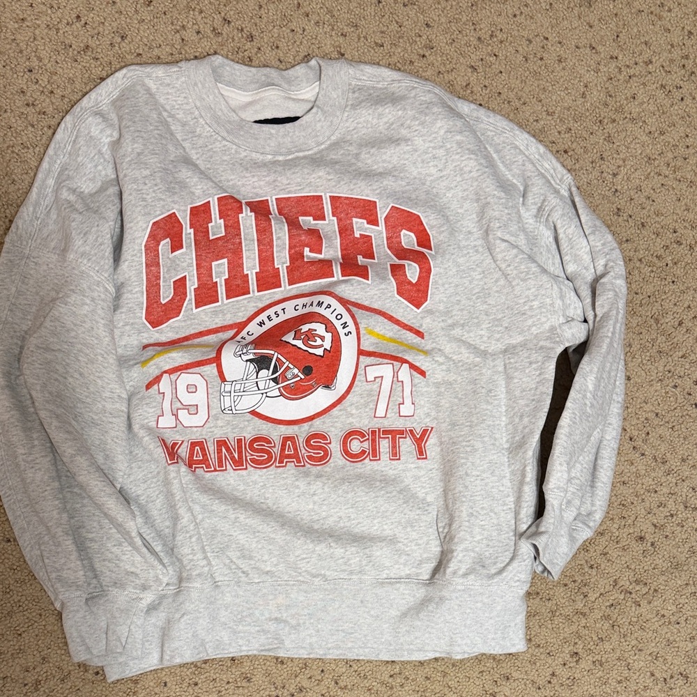 Abercrombie and fitch chiefs sweatshirt